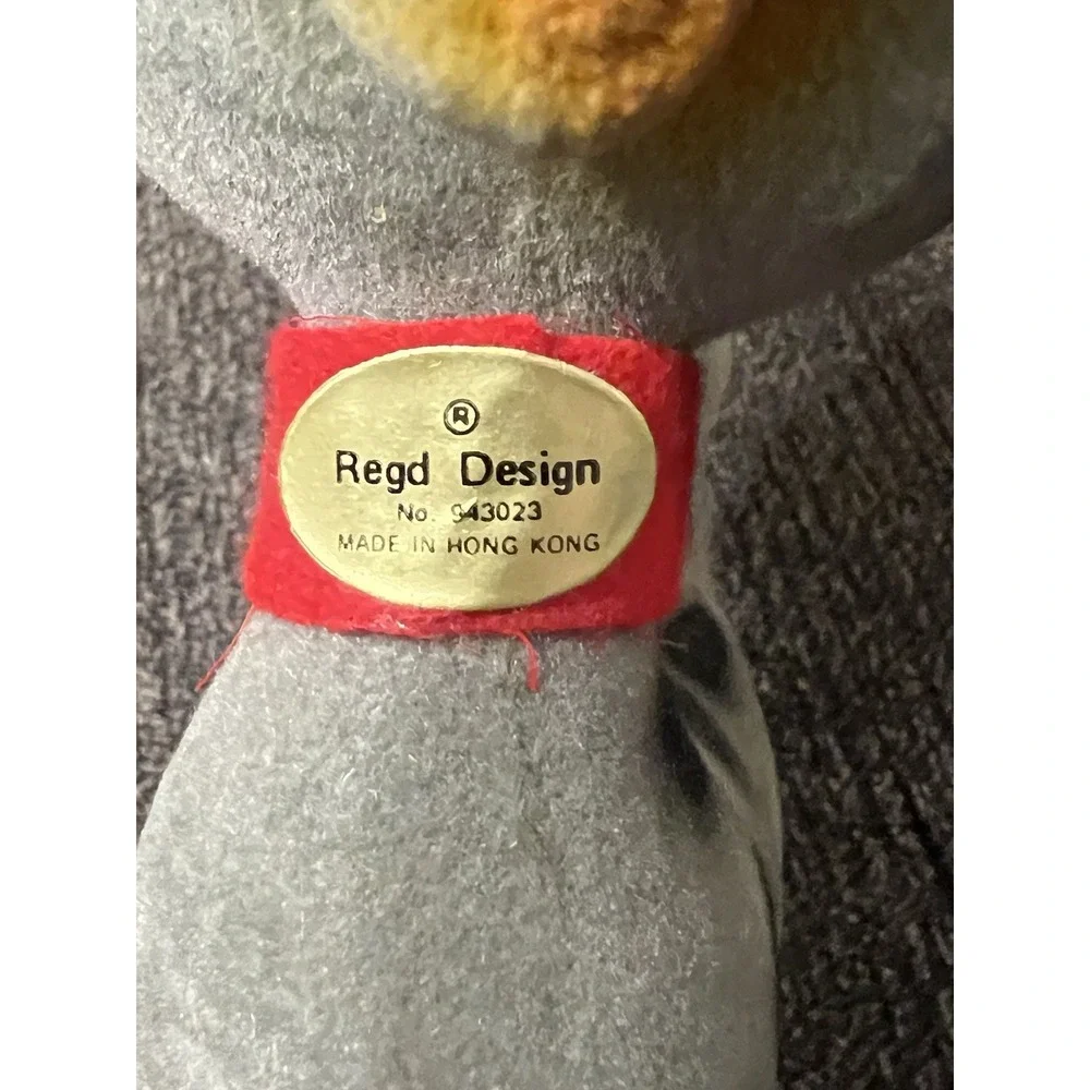 Regd Designs Vtg Flocked‎ Dog w/ Attitude! Velvet Gray w/ Spots Very Good Cond!